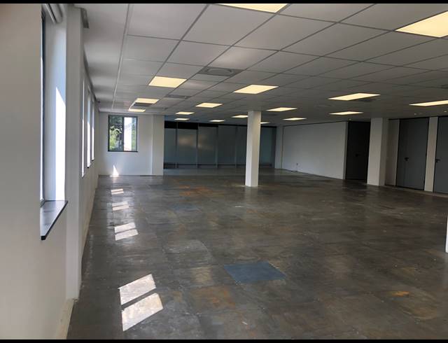 362M² OFFICE TO LET IN SANDHURST